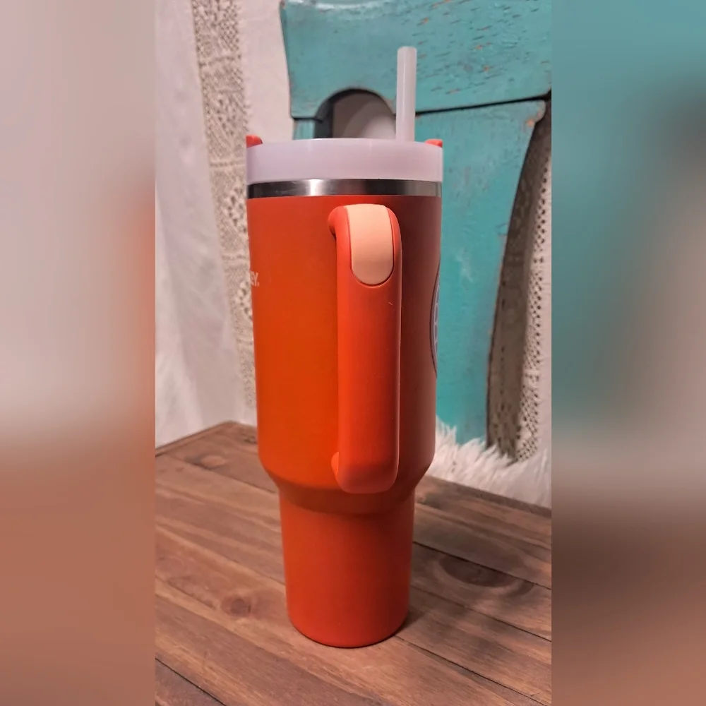 Stanley Bold Orange Travel Mug - Picture 3 of 7